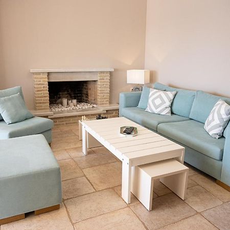Kalavria Luxury Suites, Afroditi Suite With Magnificent Sea View And Private Swimming Pool. Poros Town Extérieur photo
