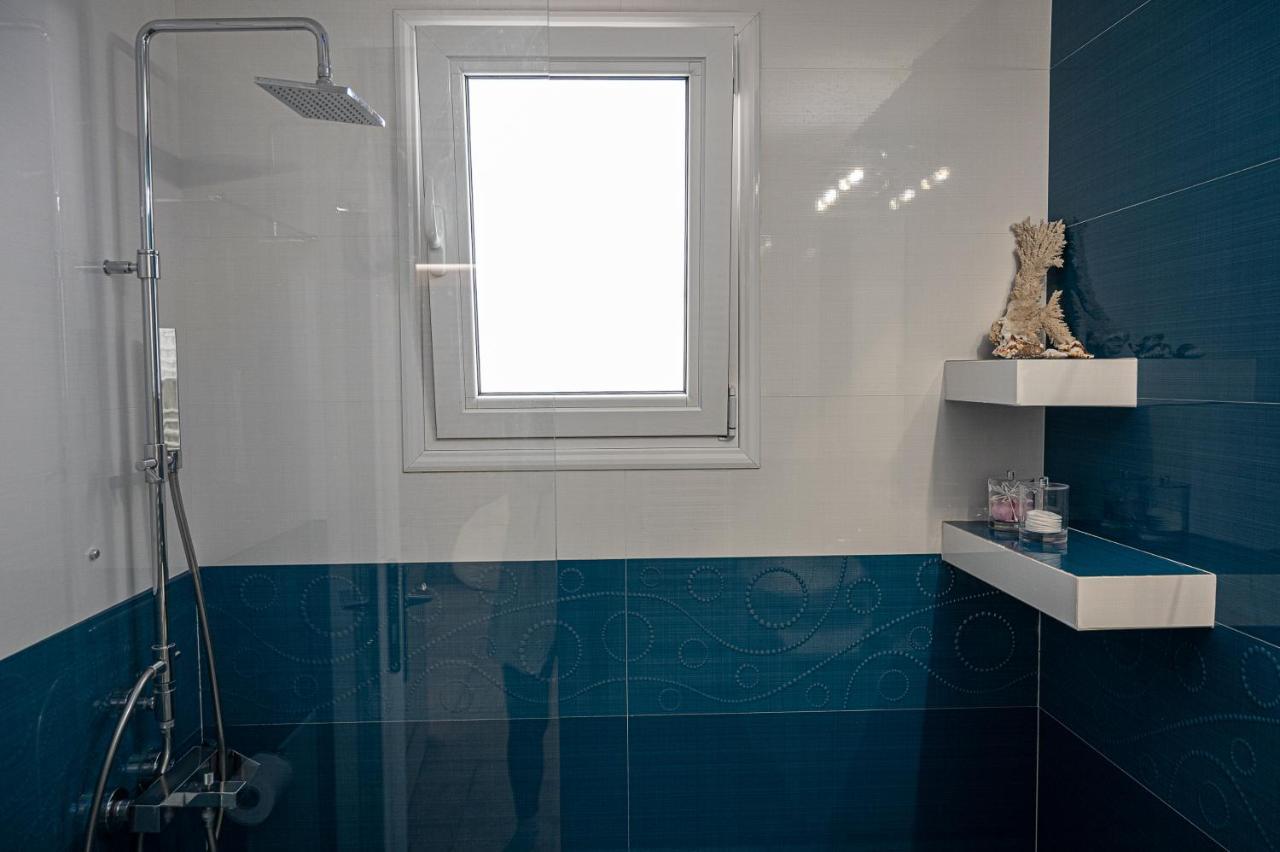 Kalavria Luxury Suites, Afroditi Suite With Magnificent Sea View And Private Swimming Pool. Poros Town Extérieur photo