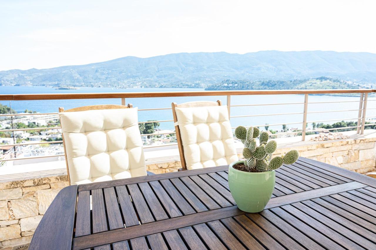 Kalavria Luxury Suites, Afroditi Suite With Magnificent Sea View And Private Swimming Pool. Poros Town Extérieur photo