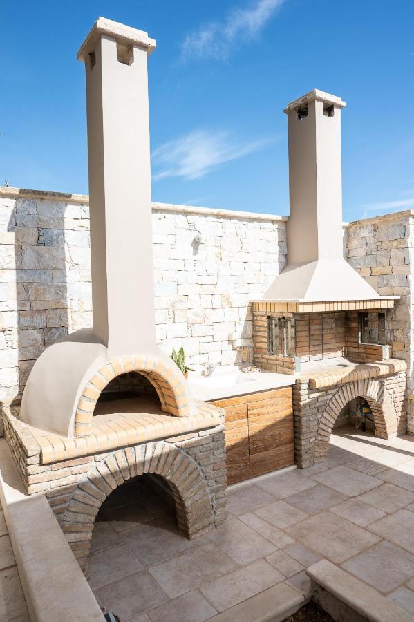 Kalavria Luxury Suites, Afroditi Suite With Magnificent Sea View And Private Swimming Pool. Poros Town Extérieur photo